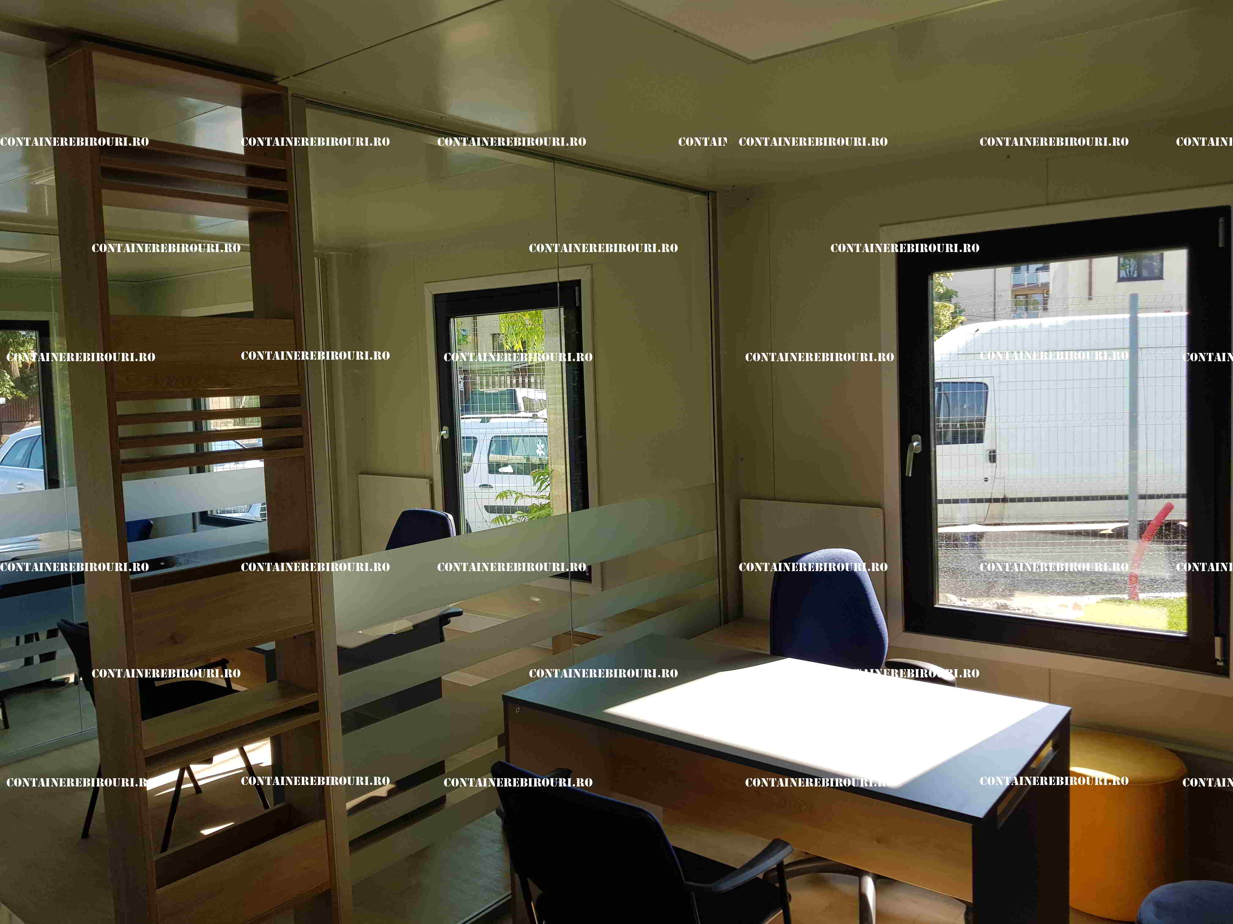 containere-birou-interior-pereti-vitrati